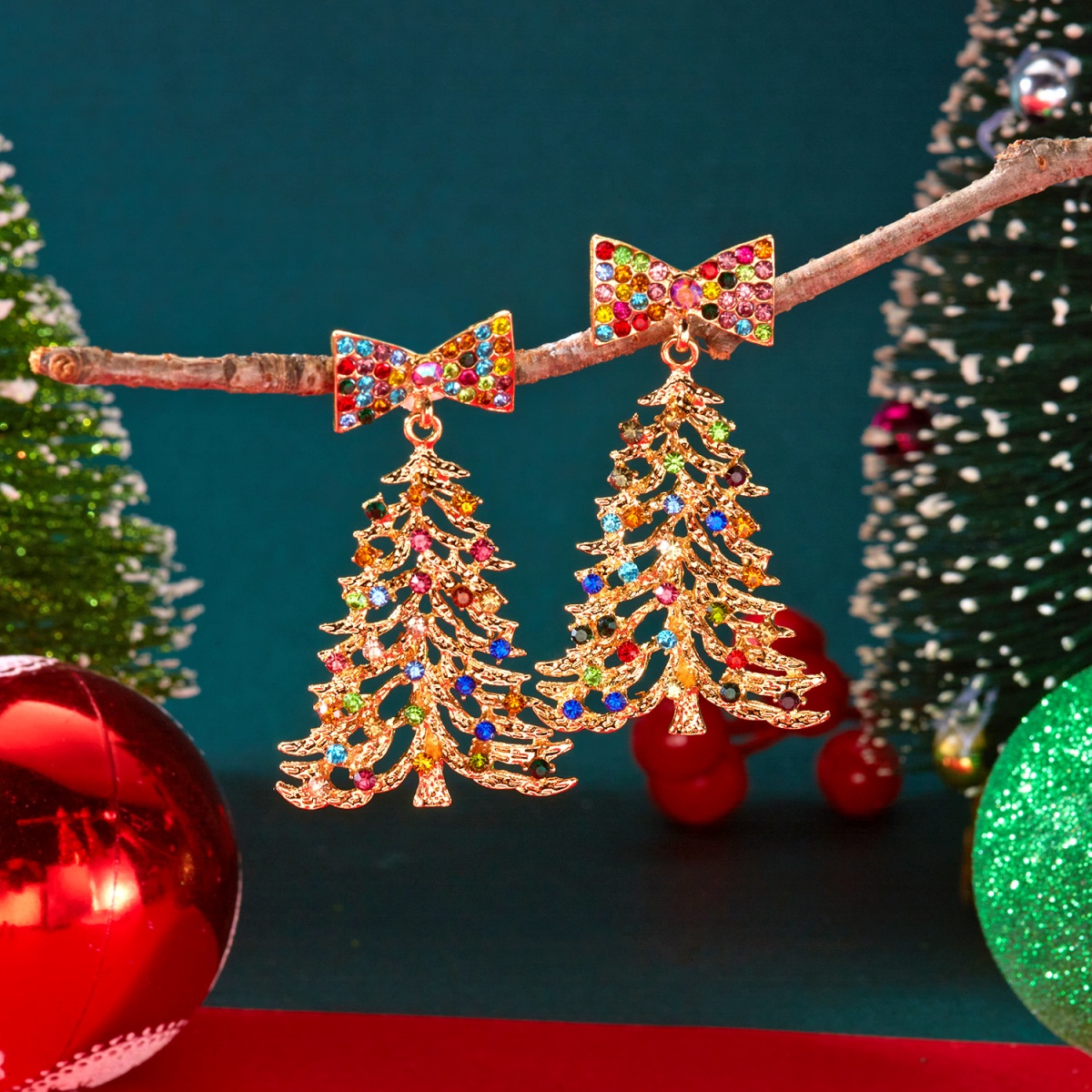 Mens Xmas Fashion - ต่างหูห้อยคริสต์มาส ประดับคริสตัลหลากสี รูปโบว์และต้นคริสต์มาส ต่างหูห้อยสวยหรู ของขวัญเครื่องประดับคริสต์มาสสำหรับผู้หญิงและผู้ชาย