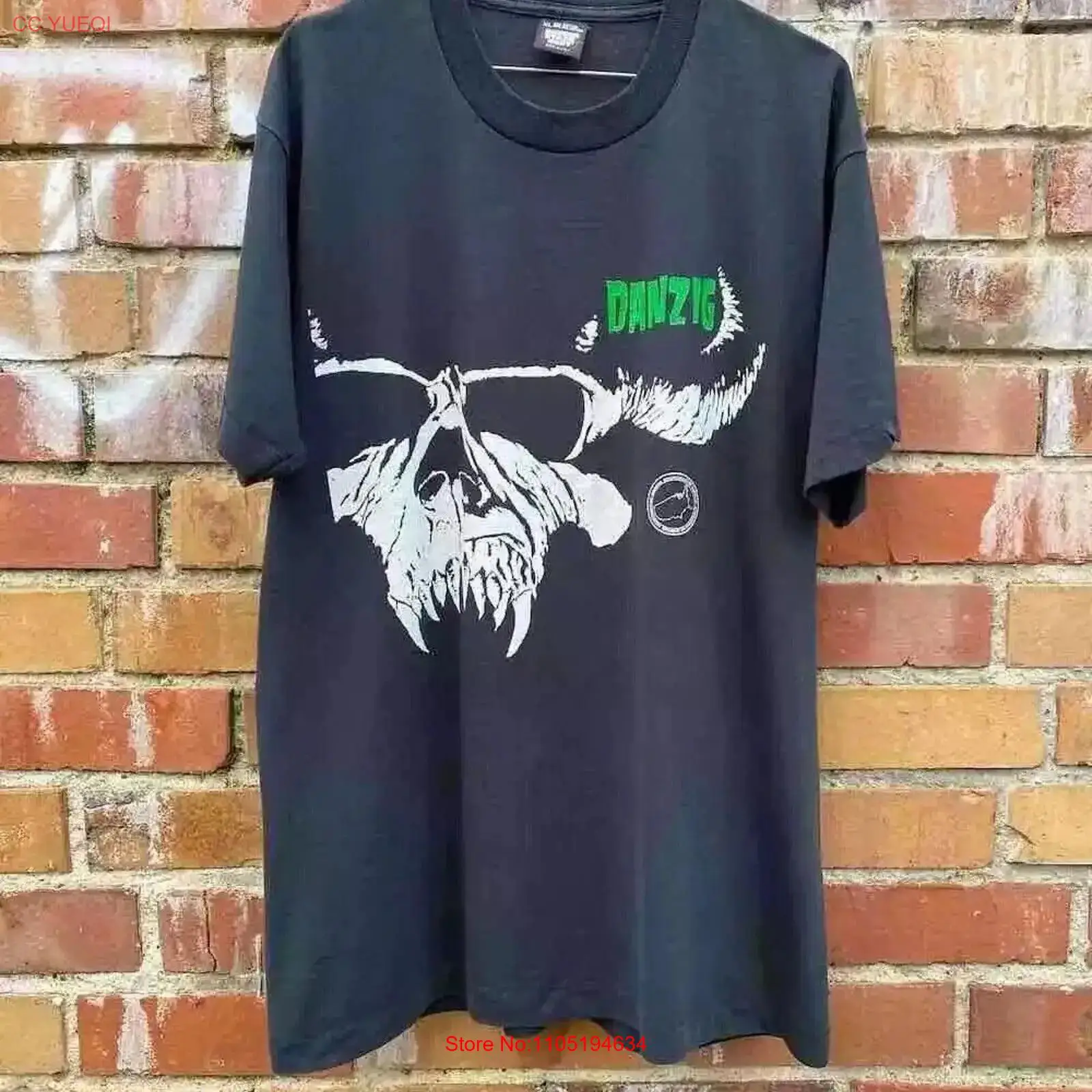 Mens Fashion World - เสื้อยืด Danzig Not of This World