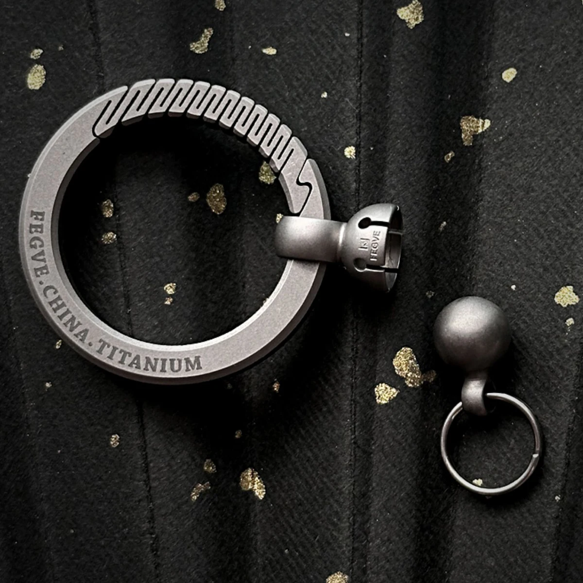 360 °   ไทเทเนียมพวงกุญแจผู้ชา - Mens Xmas Fashion บทวิจารณ์และราคา